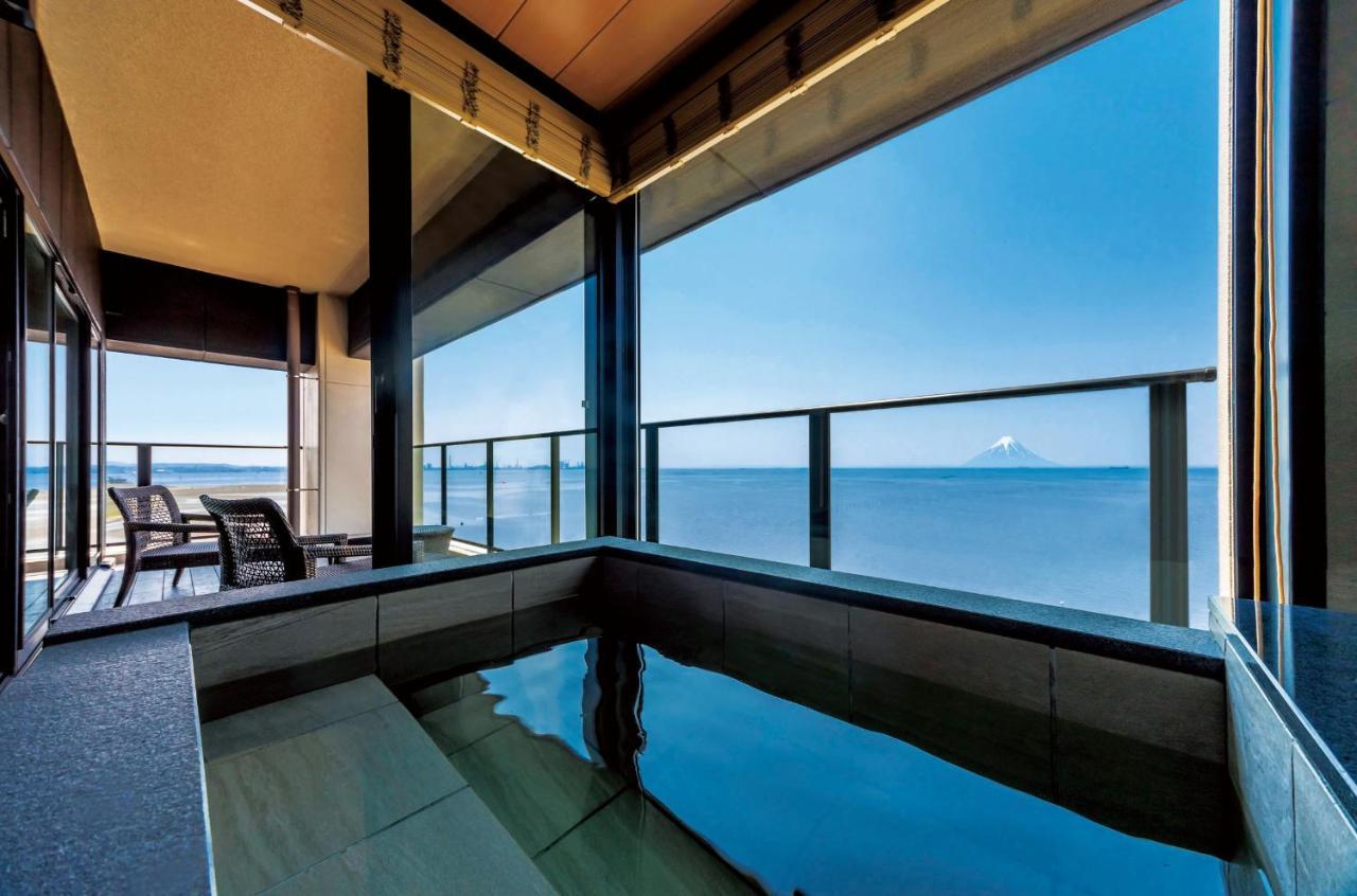 Ryugujo Spa Hotel Mikazuki Fujimitei 기사라즈 외부 사진